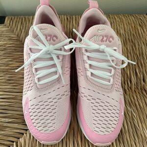EUC Nike Airmax 270 pink, size 7Y/8.5W